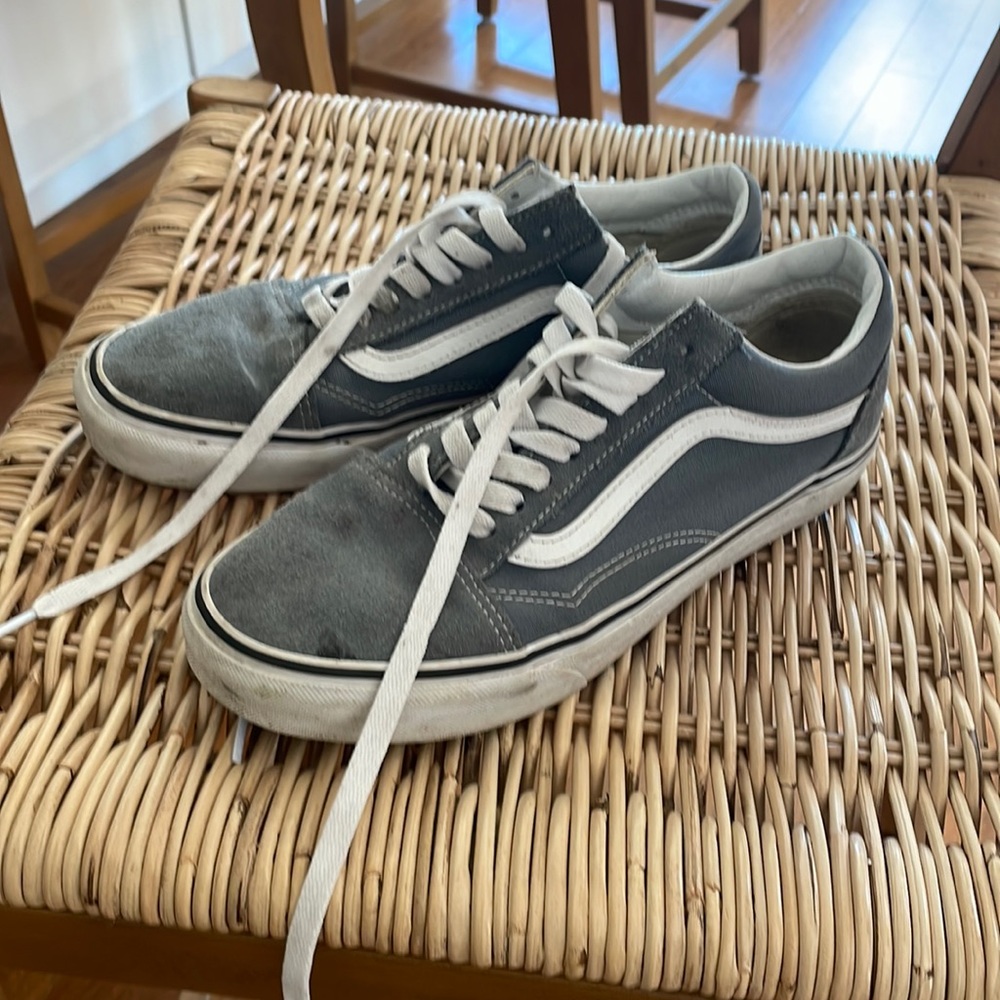 Vans size men’s 7.5 women’s 9
